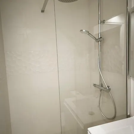 Charmante Maisonette - Piscine Chauffée&à 10 Min Avant Pied De La Hébergement de vacances *
