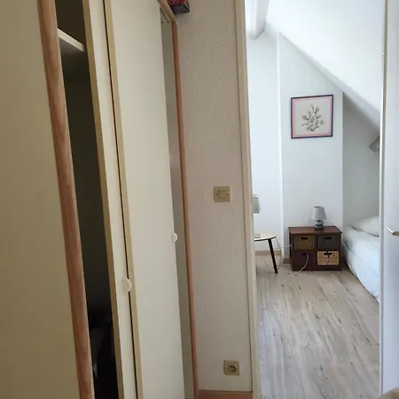 Charmante Maisonette - Piscine Chauffee & A 10 Min Avant Pied De La Holiday home *